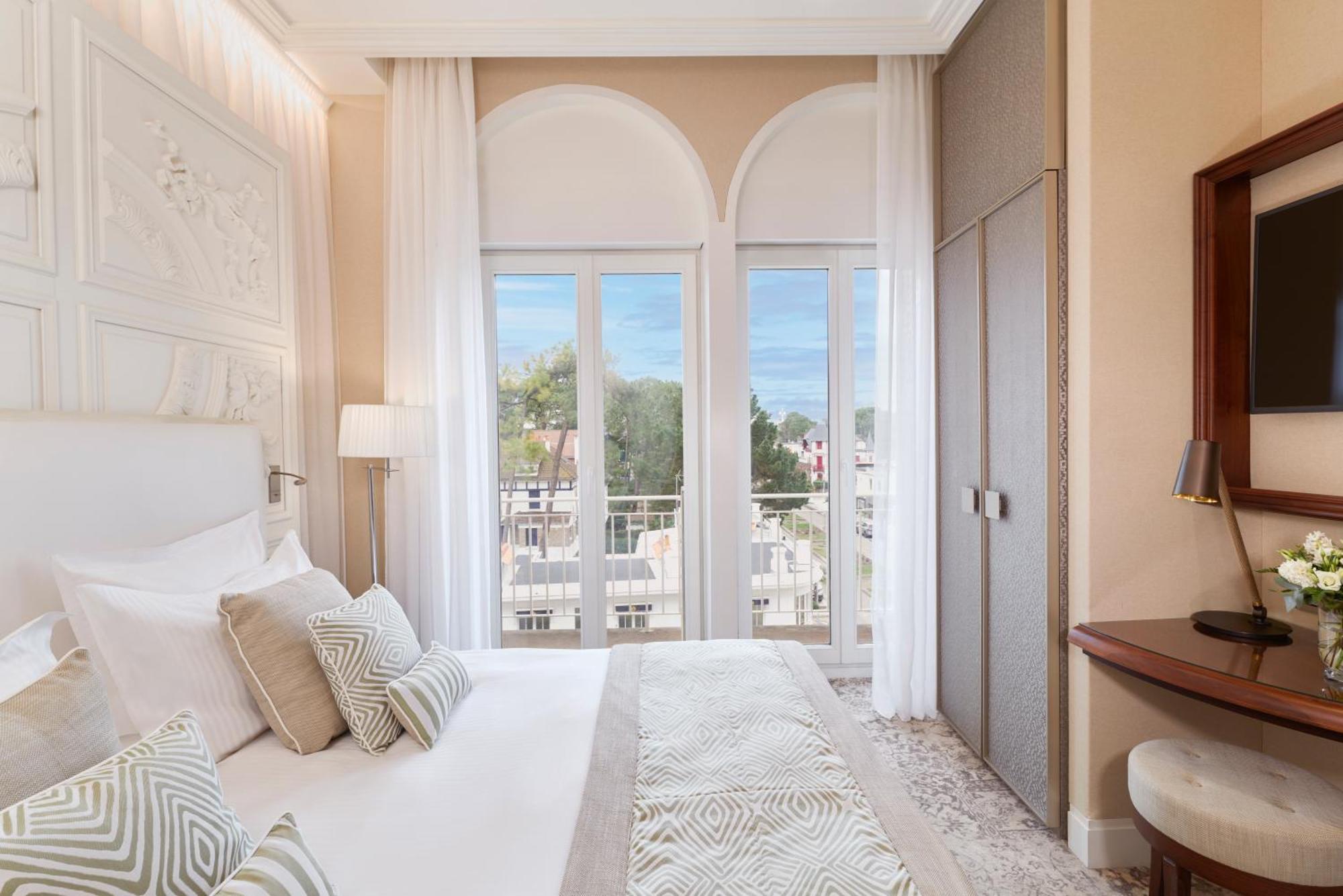 Hotel Barriere Le Royal La Baule מראה חיצוני תמונה